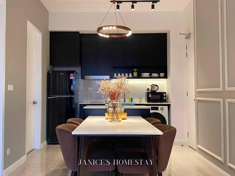 Pangsapuri 7 Axon Bukit Bintang Klcc 3bed 2bath Kuala Lumpur
